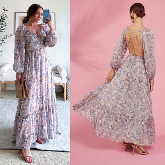 Astr Dresses & Skirts - New ASTR Kammy Floral Lace Up Long Sleeve Maxi Dress